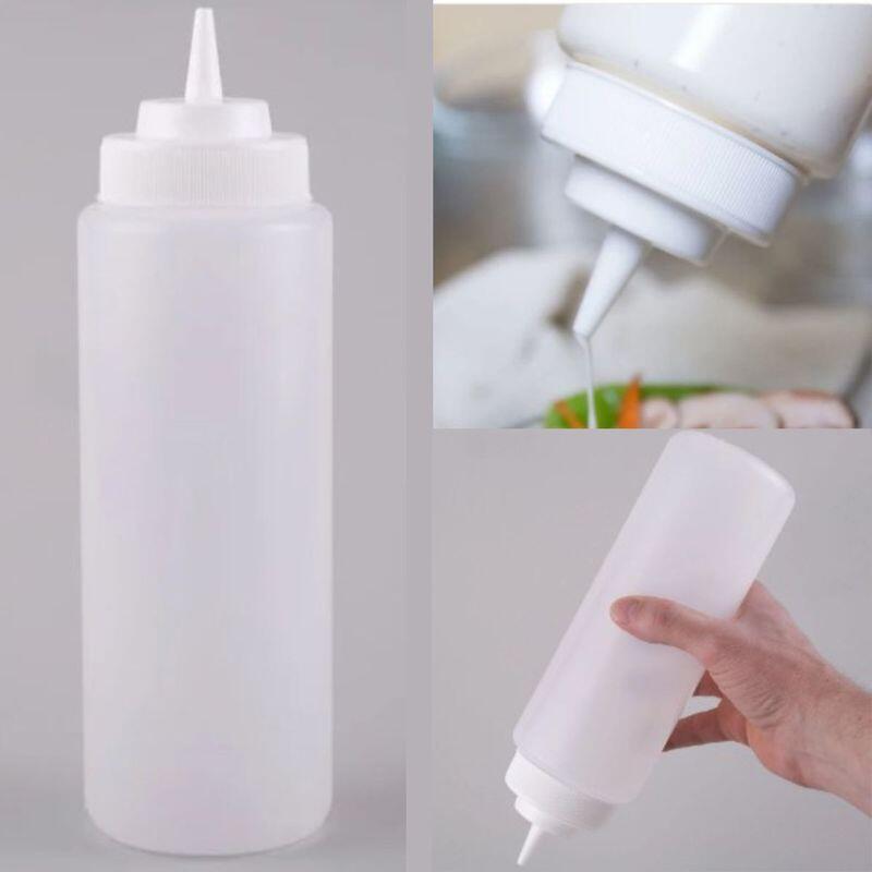 32 OZ Sauce Squeeze Bottles